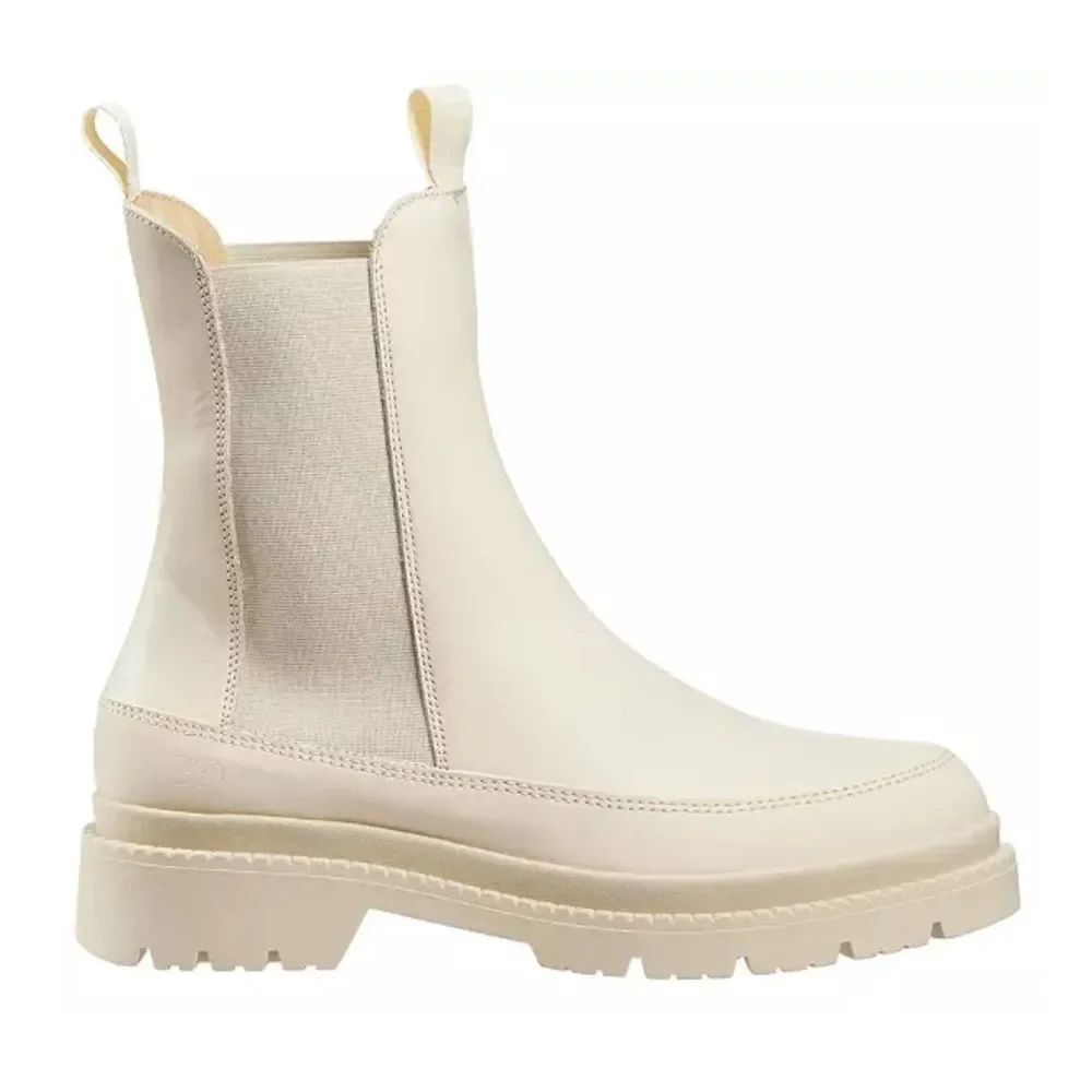 CALIA Peyton Leather Chelsea Lug Boots in Ivory